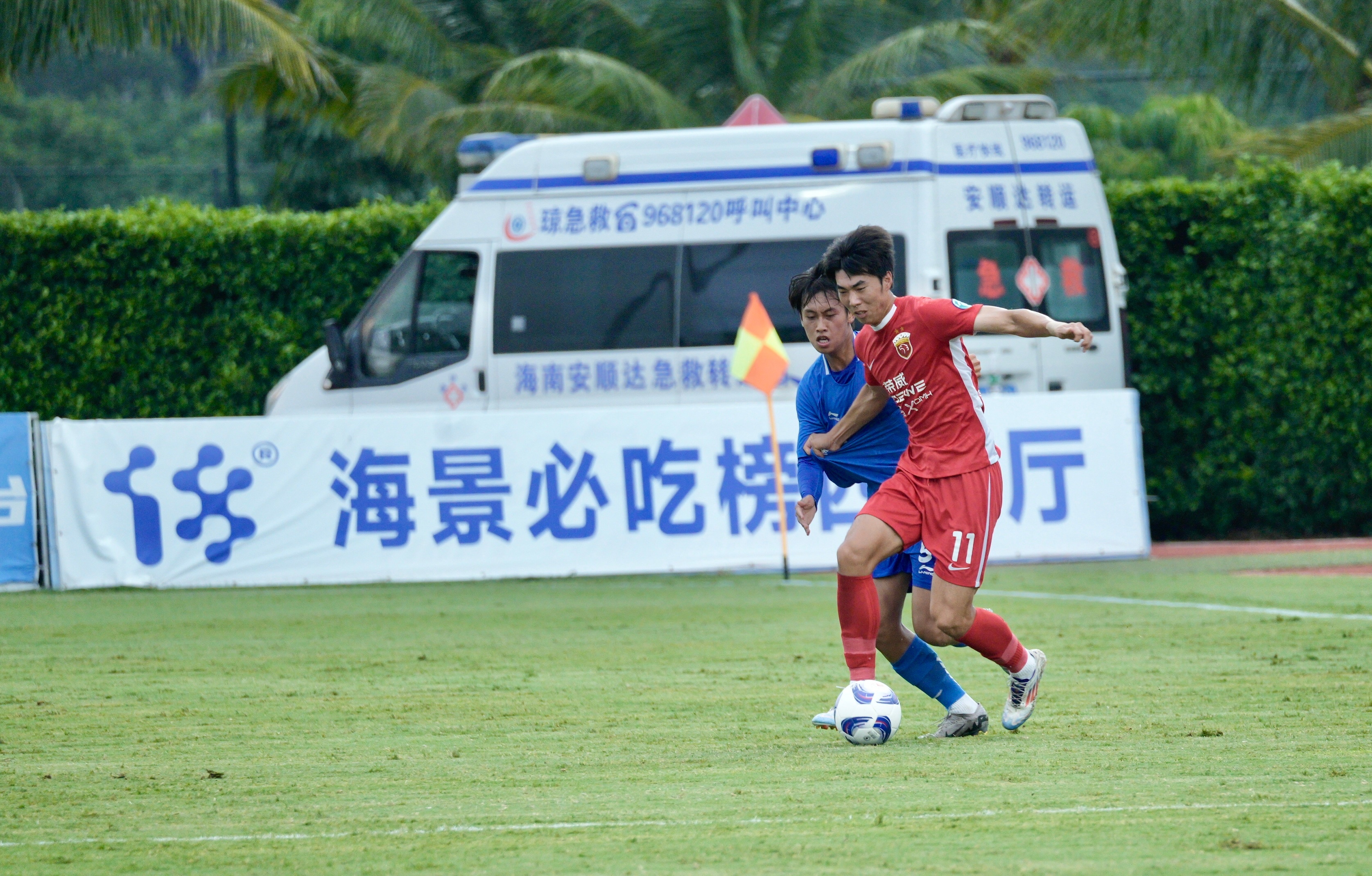 包含上海海港冲刺阶段伤情更新,志在荷甲名次提升,震撼外界,年轻球员得到机会的词条 包含上海海港冲刺阶段伤情更新,志在荷甲名次提升,震撼外界,年轻球员得到机会的词条