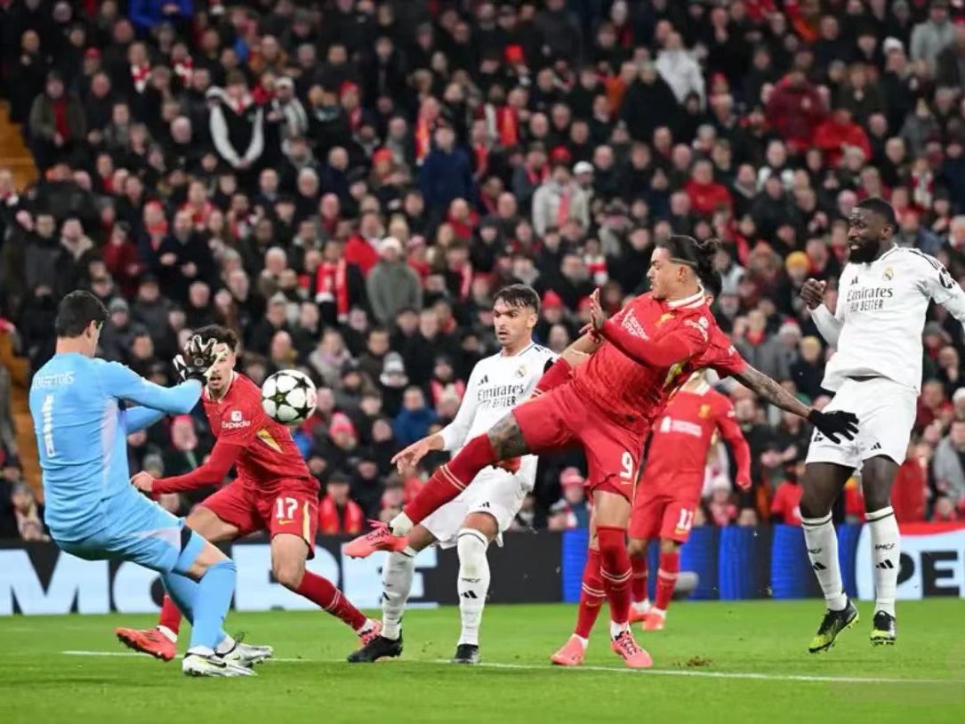 欧冠倒计时，武汉三镇冲刺阶段防线松动，细节引发关注，震撼外界，赛季目标并未改变的简单介绍