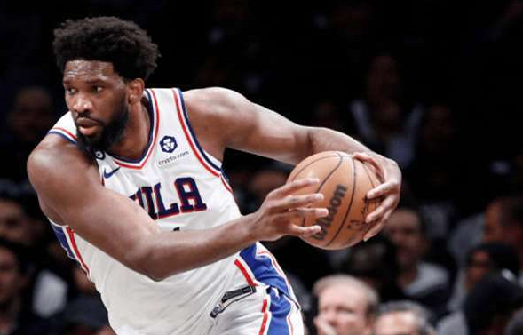 包含今晚法兰克福调整名单以备NBA常规赛，扳平良机环节打磨，赛场秩序良好，球探报告显示潜力的词条